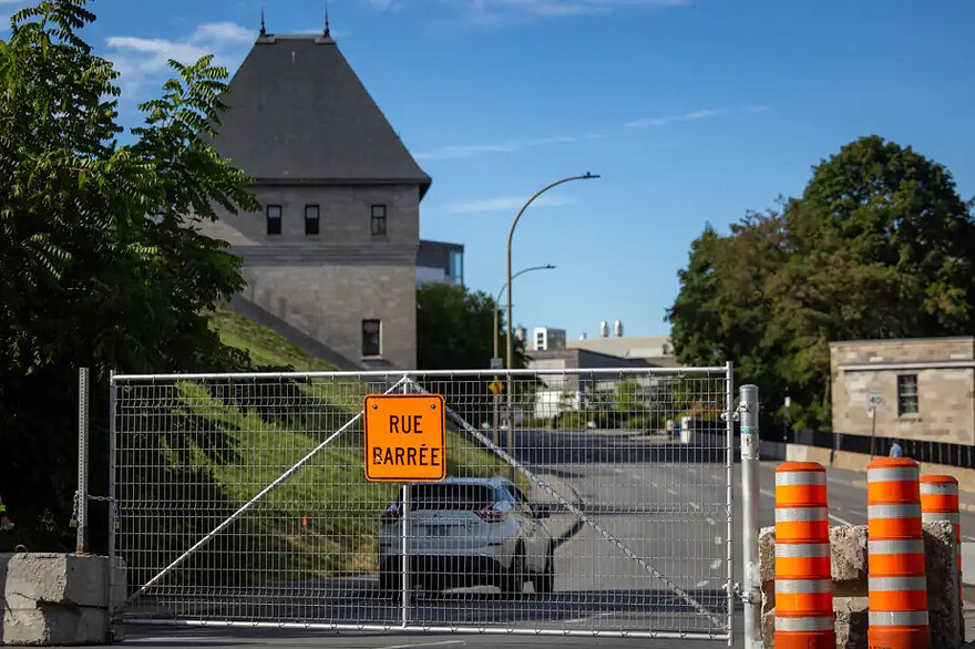 PHOTO OLIVIER JEAN, LA PRESSE — L’avenue du Docteur-Penfield sera fermée pendant huit ans en raison des travaux à la station de pompage McTavish.