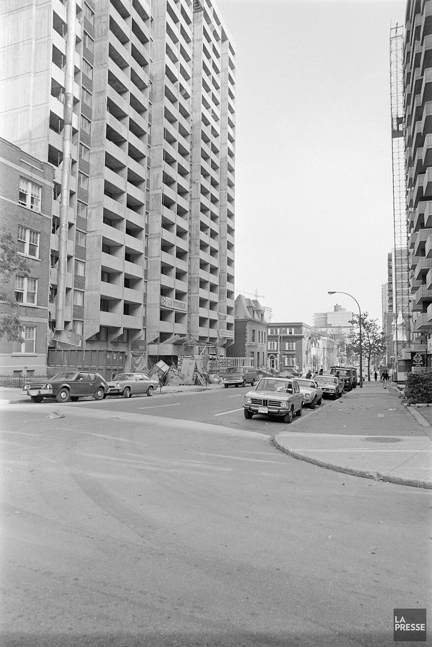 06M_P833S5D1975-0386_0006