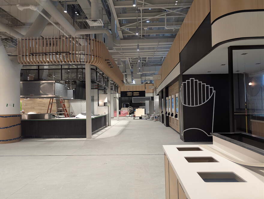 PXL_20251110_210456184