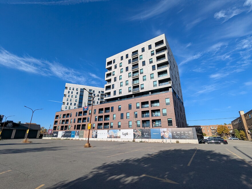 PXL_20251029_192735997