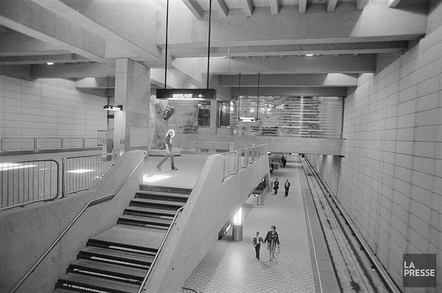 06M_P833S5D1978-0222_0005