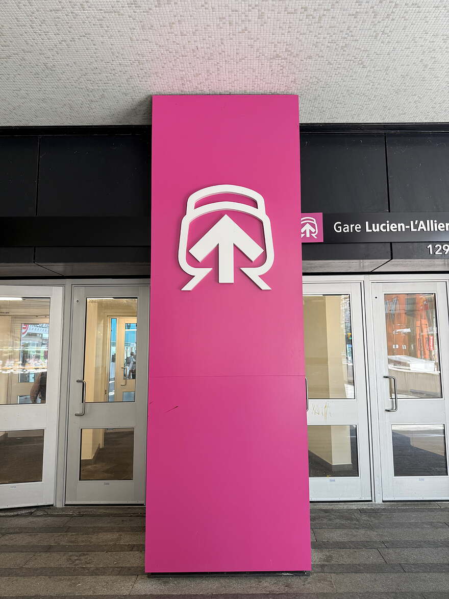 Gare Lucien-L'Allier 2025-07-02 entrée affiche