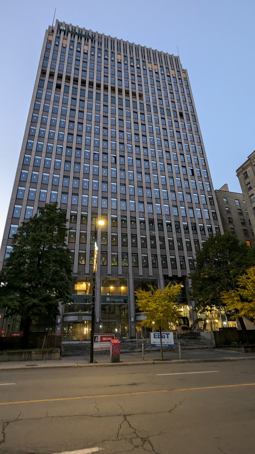 PXL_20241019_221509519