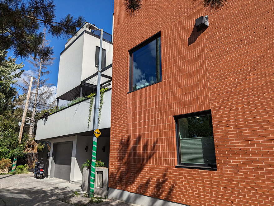 AGC_20250829_194017192