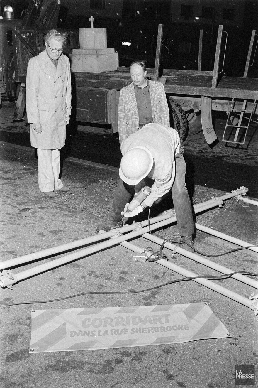 06M_P833S5D1976-0280_015