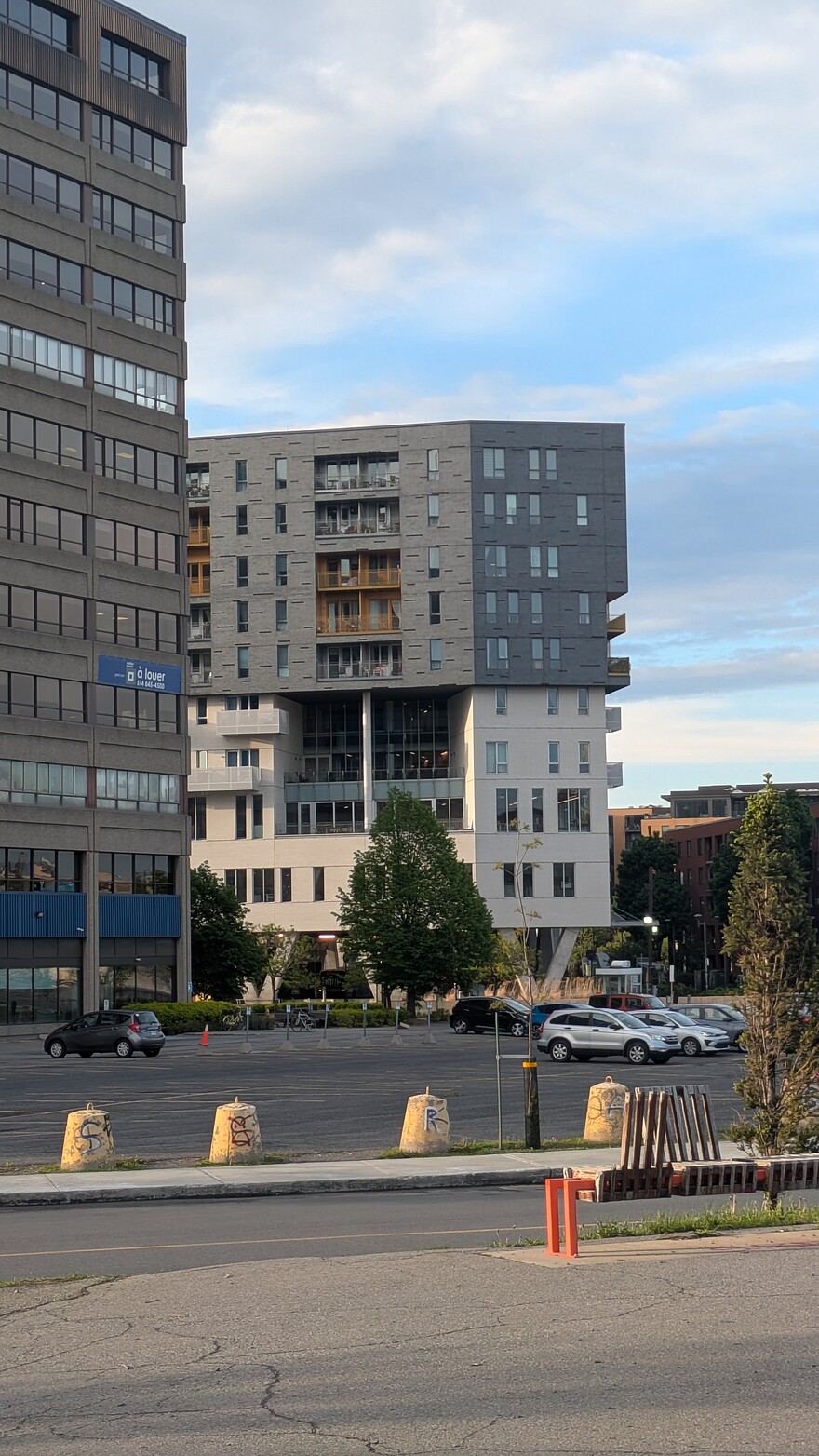 PXL_20250525_231555467.MP