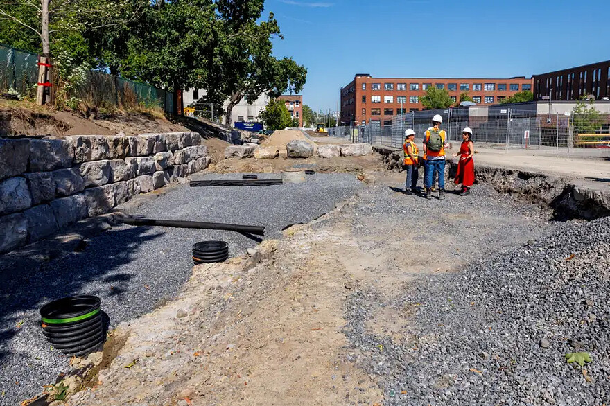 PHOTO ALAIN ROBERGE, LA PRESSE / Une première « rue éponge » sera construite entre l’avenue De Lorimier et la rue Parthenais, dans le quartier Centre-Sud.