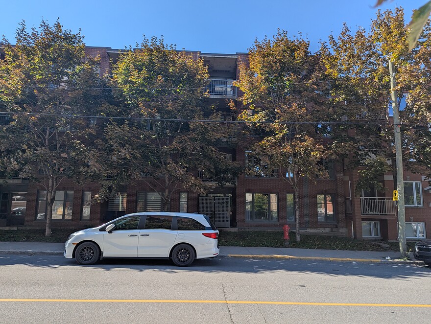 PXL_20250908_182609209