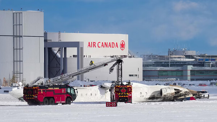 Un incident impliquant un avion de Delta à l'aéroport international Pearson de Toronto à Mississauga Photo : Reuters / Arlyn McAdorey