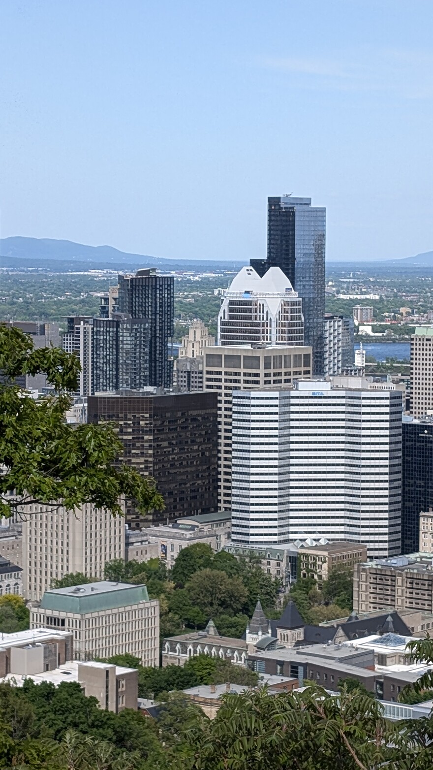 PXL_20250528_210547084