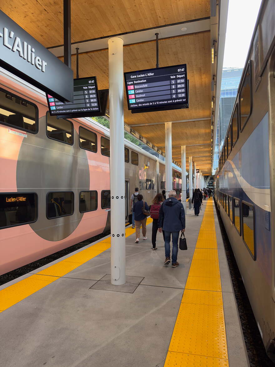 Gare Lucien-L'Allier 2025-09-05 quais 3-4
