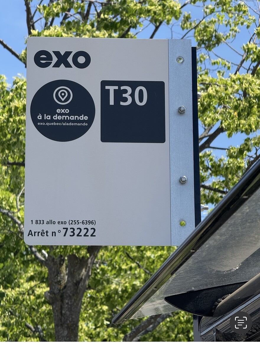 Sign with exo à la demande