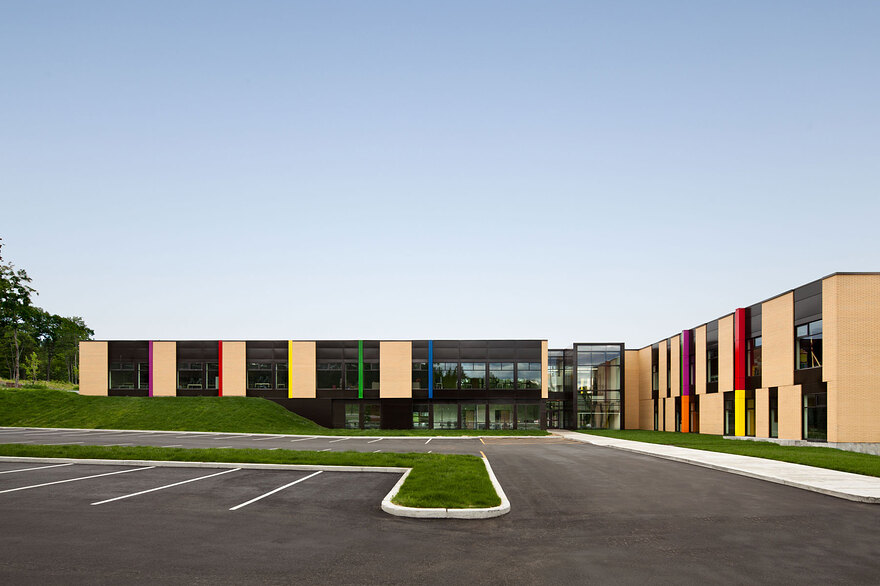 bergeron-thouin-associes-realisation-education-ecole-primaire-sans-frontieres-02