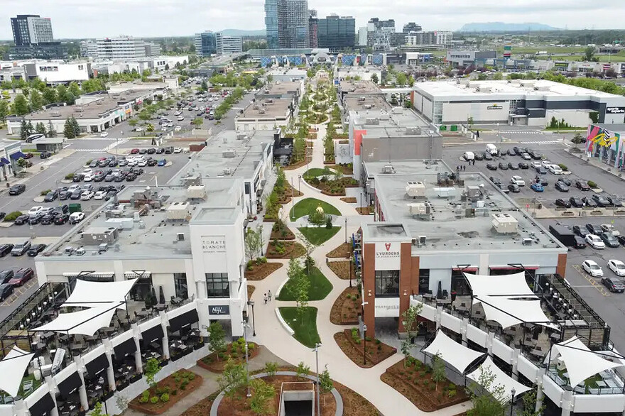PHOTO MARTIN CHAMBERLAND, LA PRESSE — L’avenue des Lumières, au quartier DIX30, a été transformée en rue piétonne, projet décrit comme l’amorce d’un « écoquartier ».