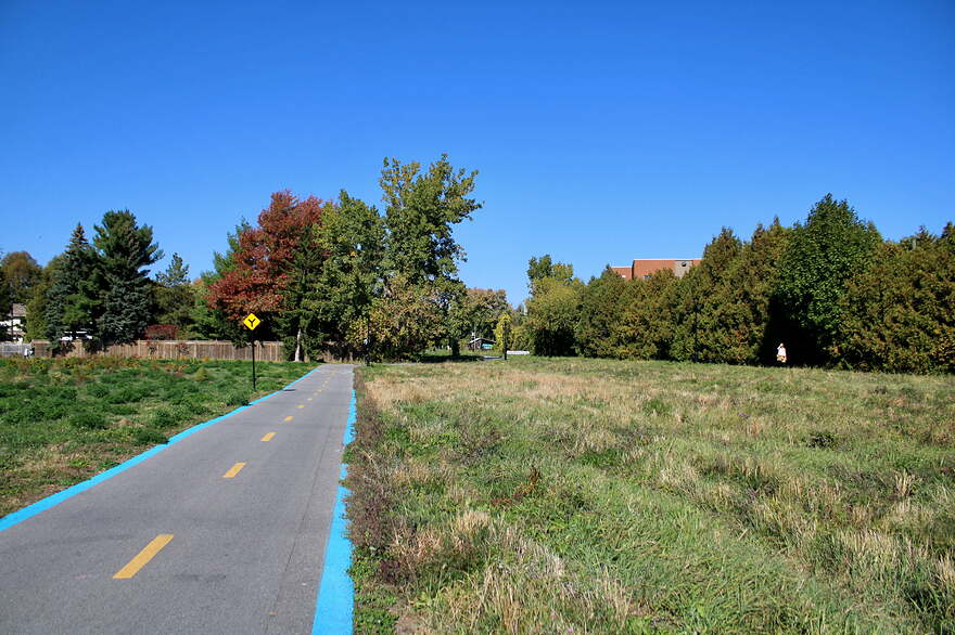 0322F56E-7BA6-433D-A1C7-88D4523EAC20_1_201_a