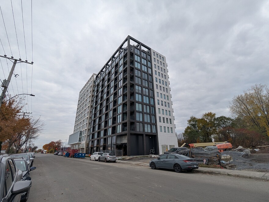 PXL_20251103_155336715