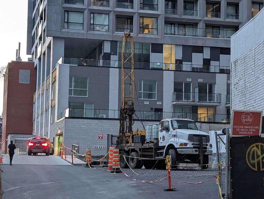 PXL_20250506_235749024