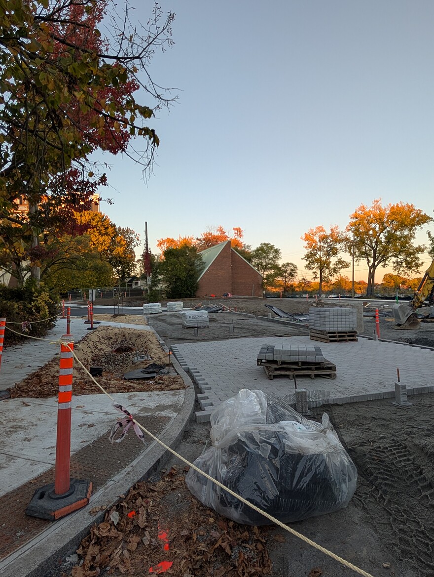 PXL_20251009_220817478.MP