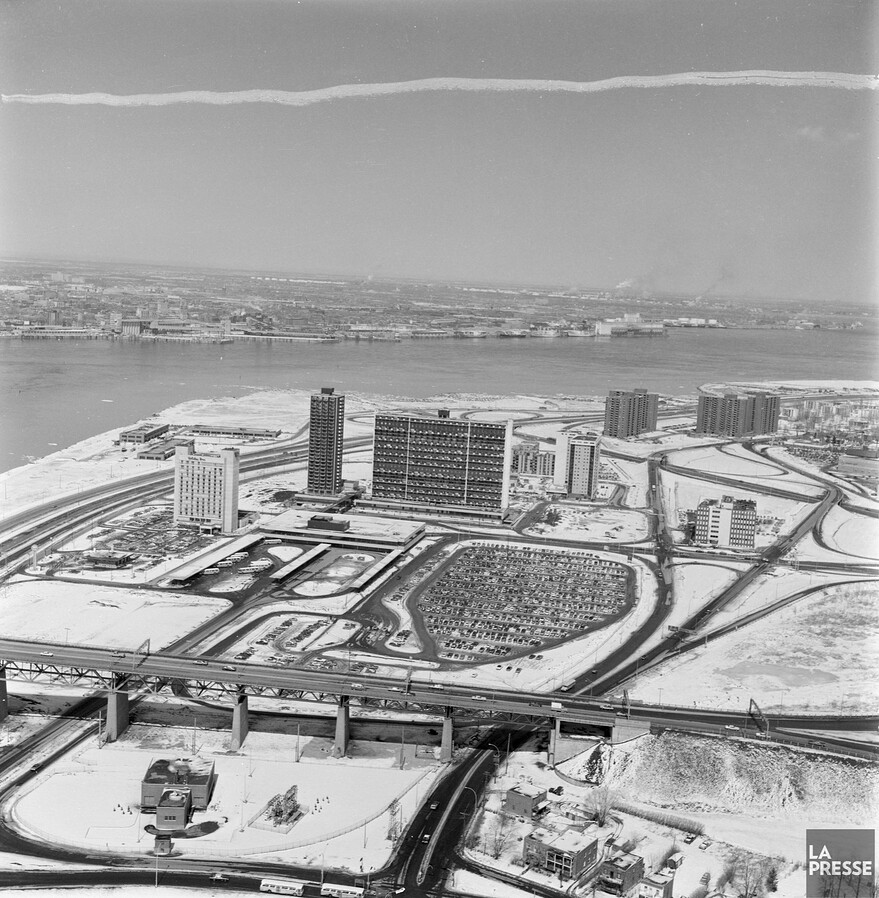 06M_P833S5D1974-0143_0032