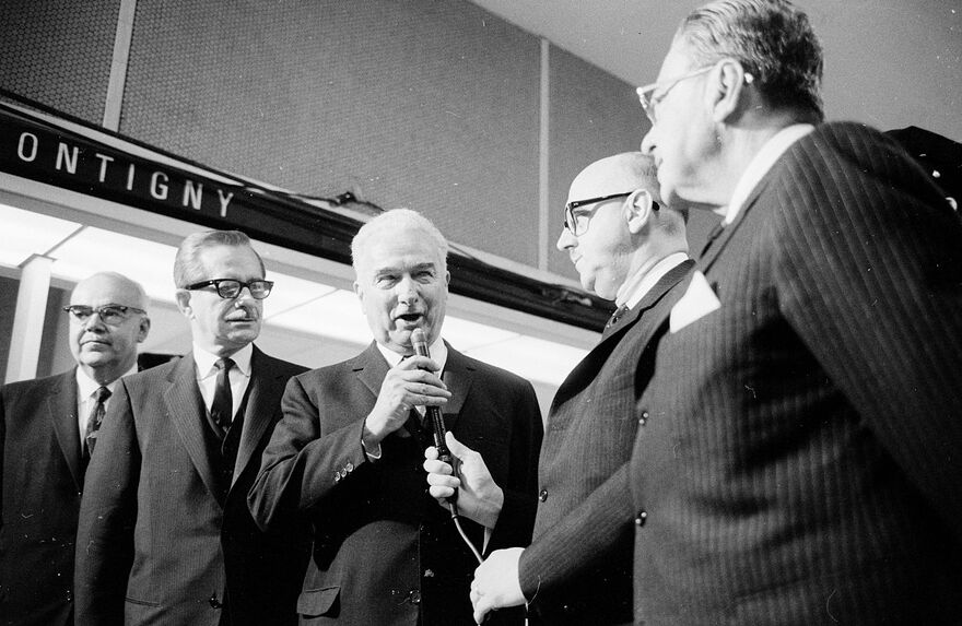 06M_E6S7SS1P662112_018