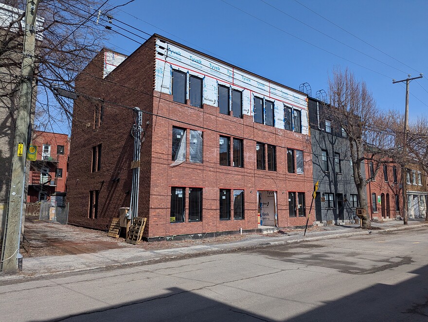 PXL_20260402_152922517