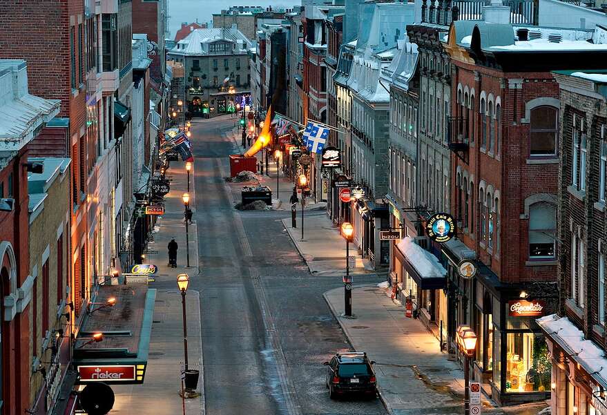 La rue Saint-Jean ne pourrait pas accueillir de nouveau restaurant, pour le moment, le quota pour ce type de commerce étant contingenté.