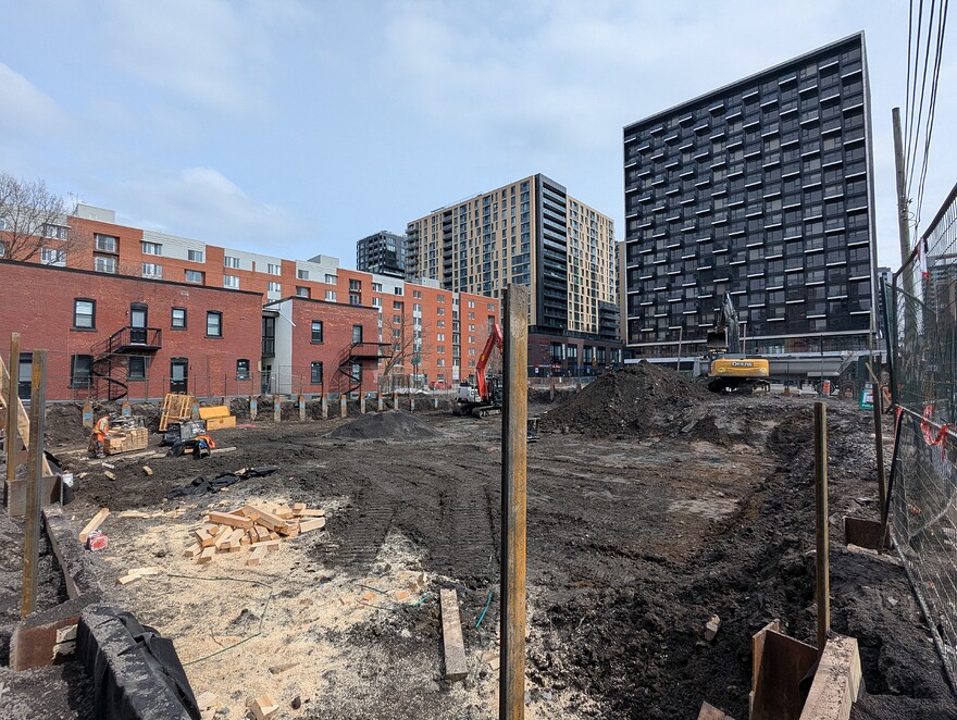 PXL_20260402_171116184