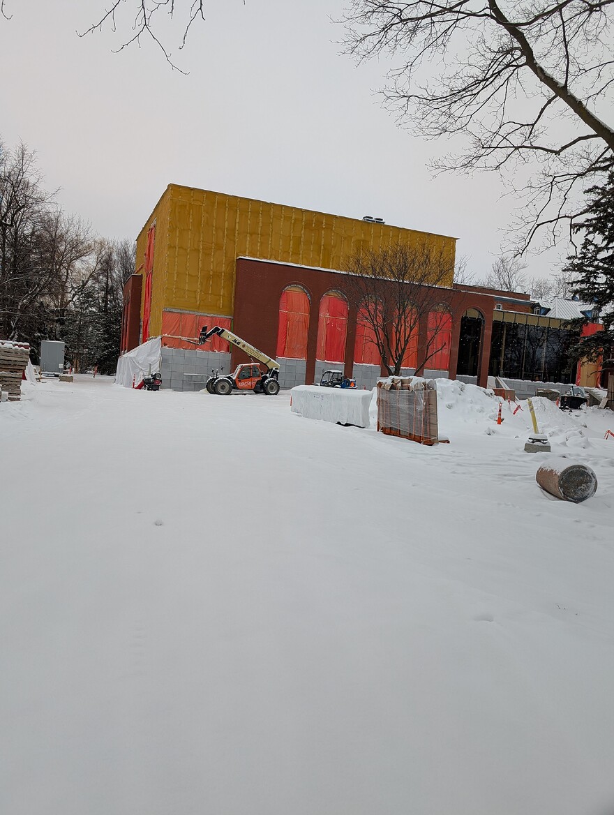 PXL_20260117_203011838