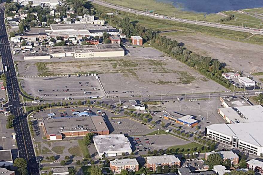 En 2010, le terrain vague qui deviendra éventuellement l'écoquartier d'Estimauville.