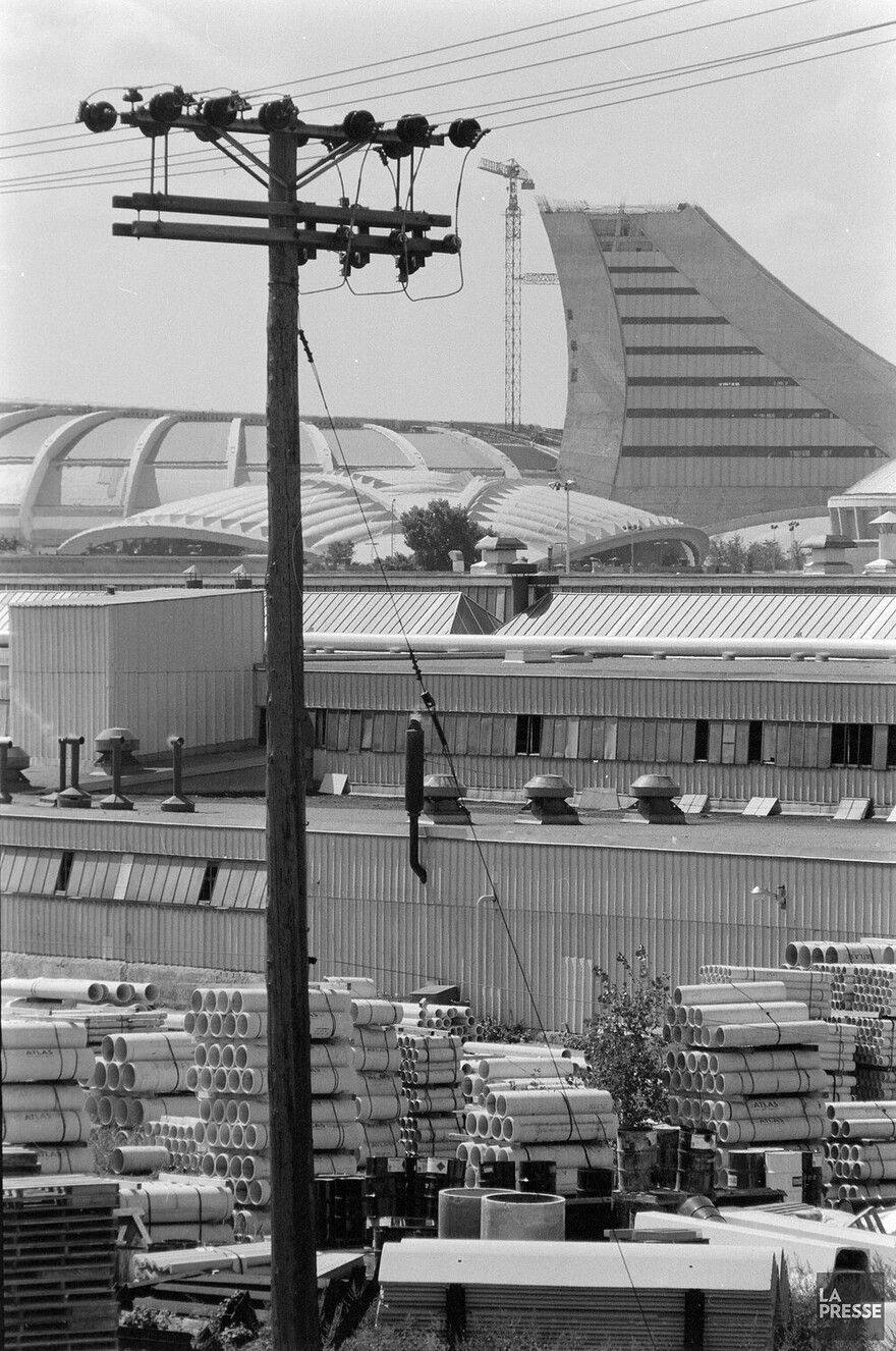 06M_P833S5D1982-0324_023