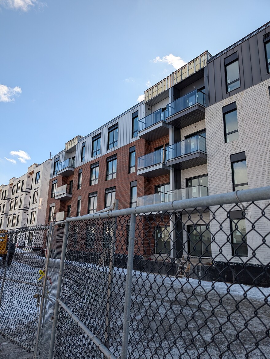 PXL_20260301_191430758