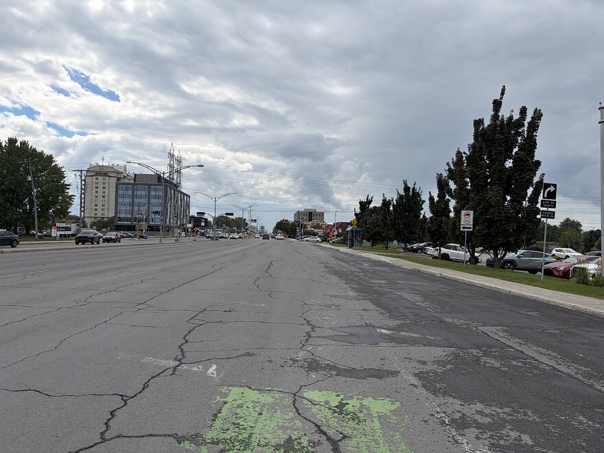 Intersection Douteuse avec le blvd industriel