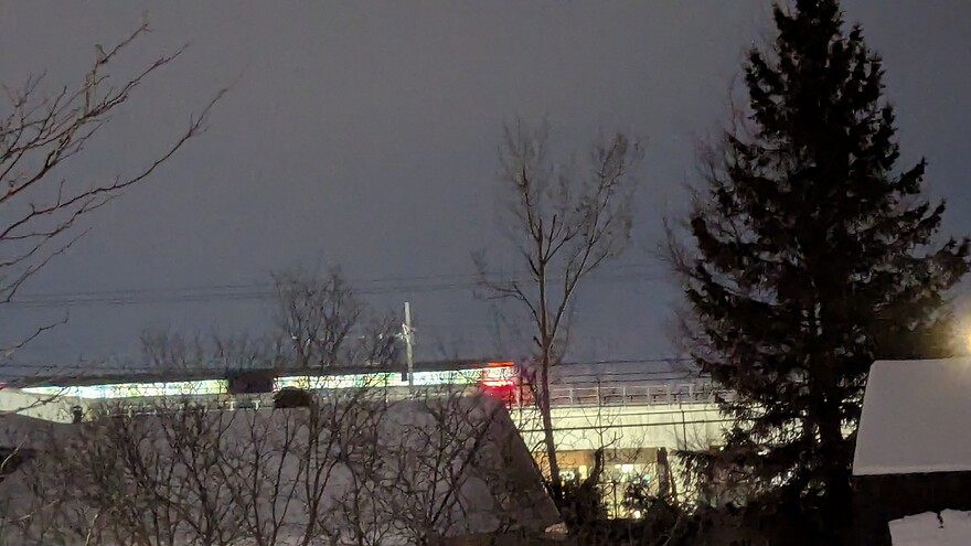 PXL_20251228_225318575