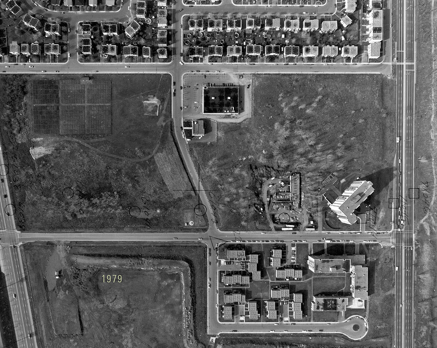 1979