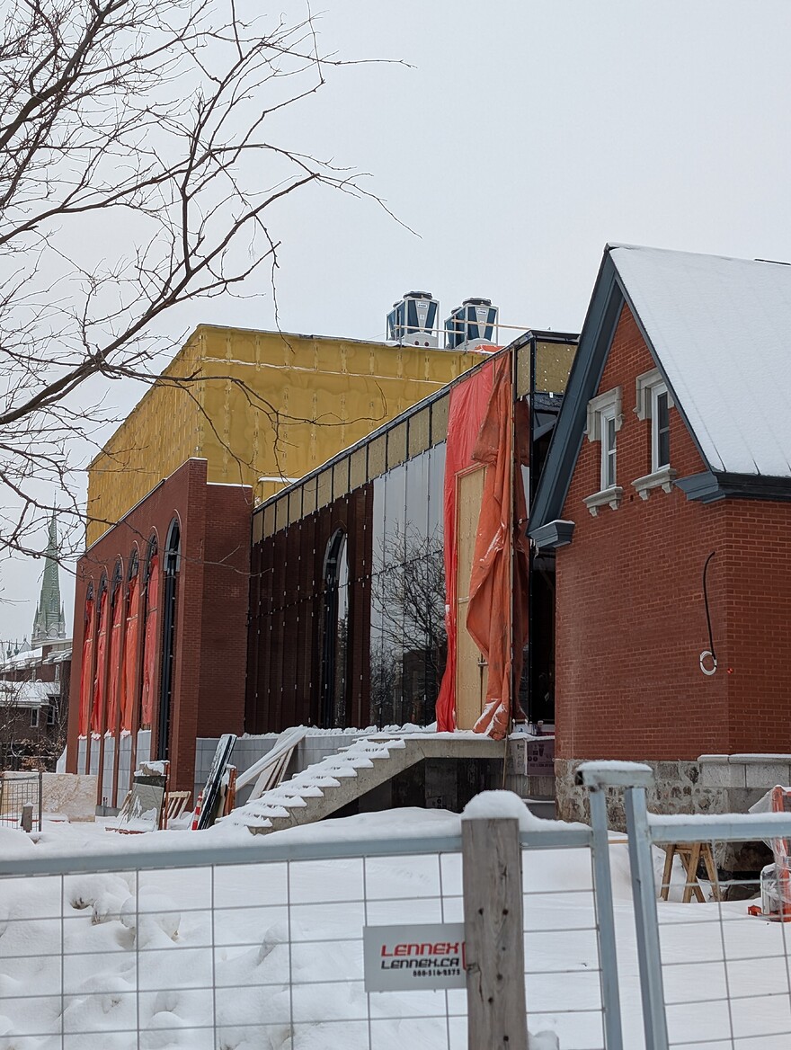 PXL_20260117_203146771