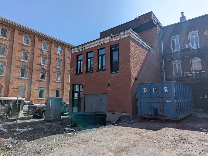 PXL_20260402_152129040