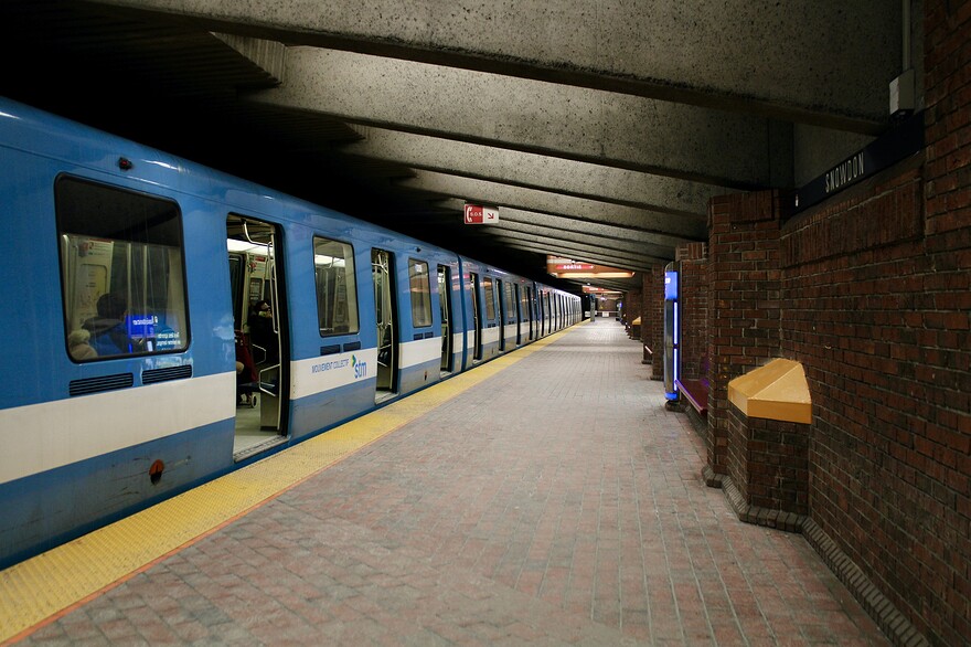 01B0D205-0717-4464-B164-AAC61DFFAF38_1_102_a