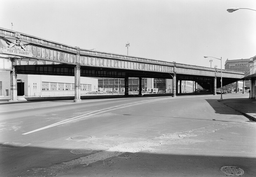 West_Side_Highway_NW_at_Gansevoort