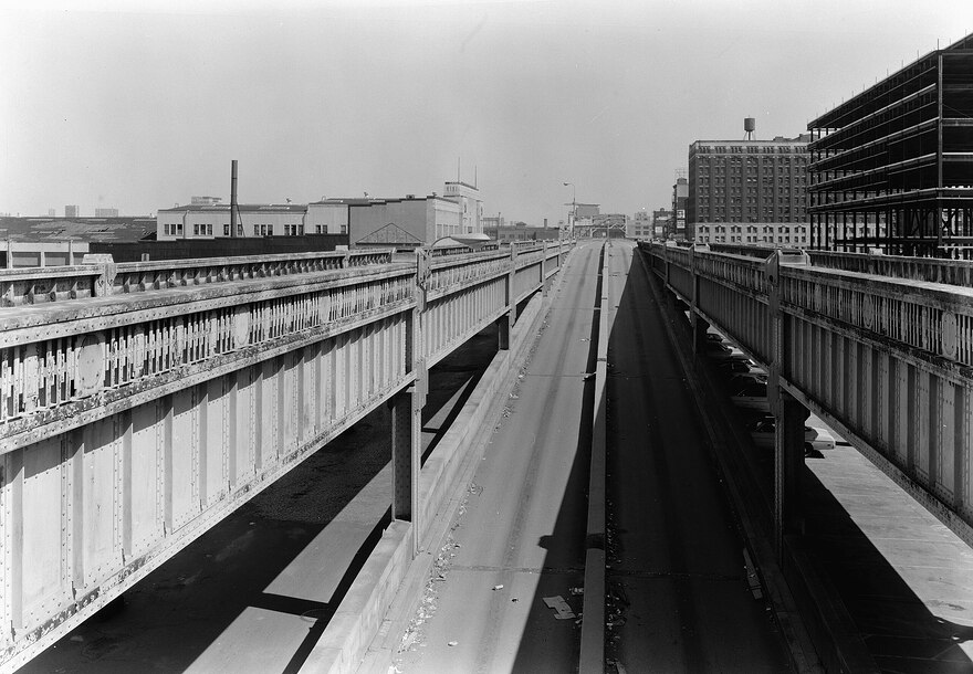 West_Side_Highway_N_at_Chambers