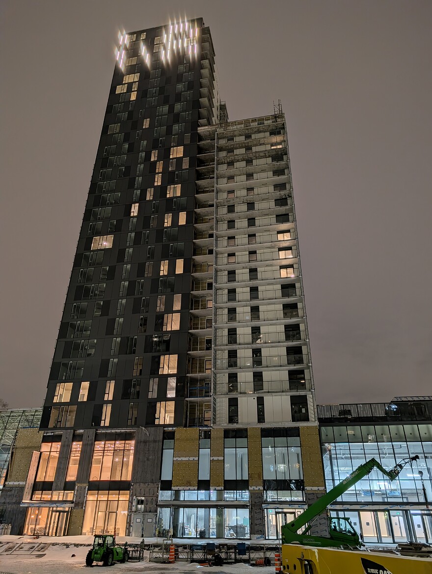 PXL_20260103_042806155.NIGHT