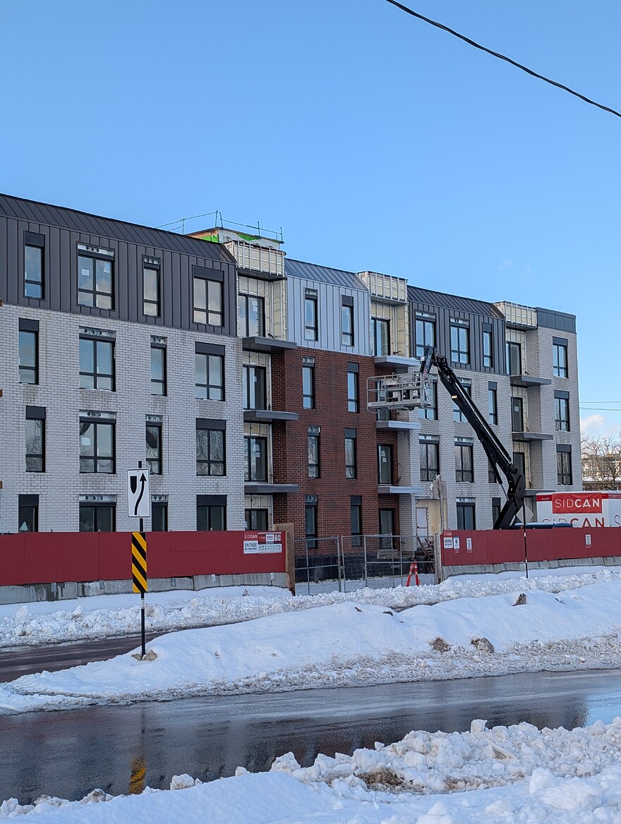 PXL_20260111_173219630