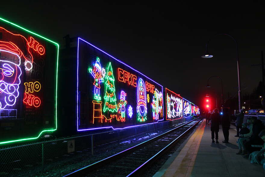 FE7409D2-438B-4819-B115-1175C3259351