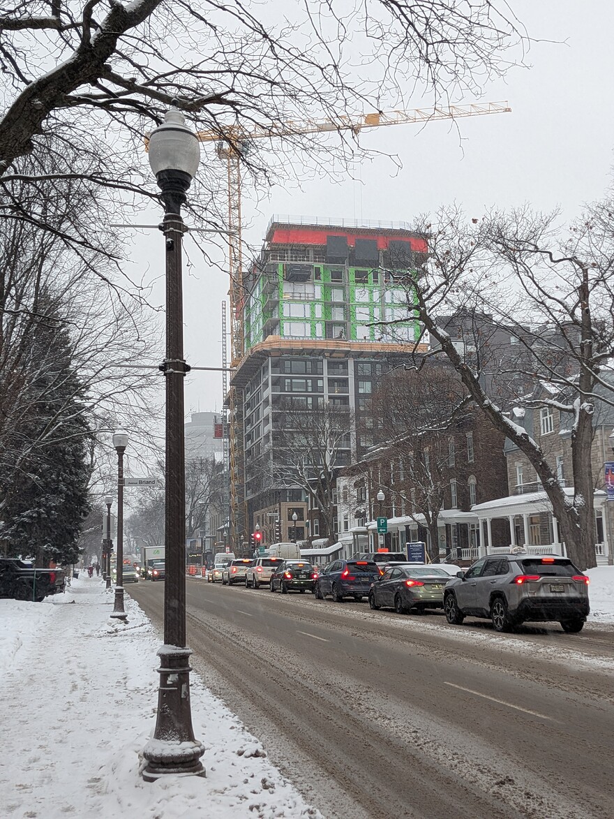 PXL_20251217_185650356