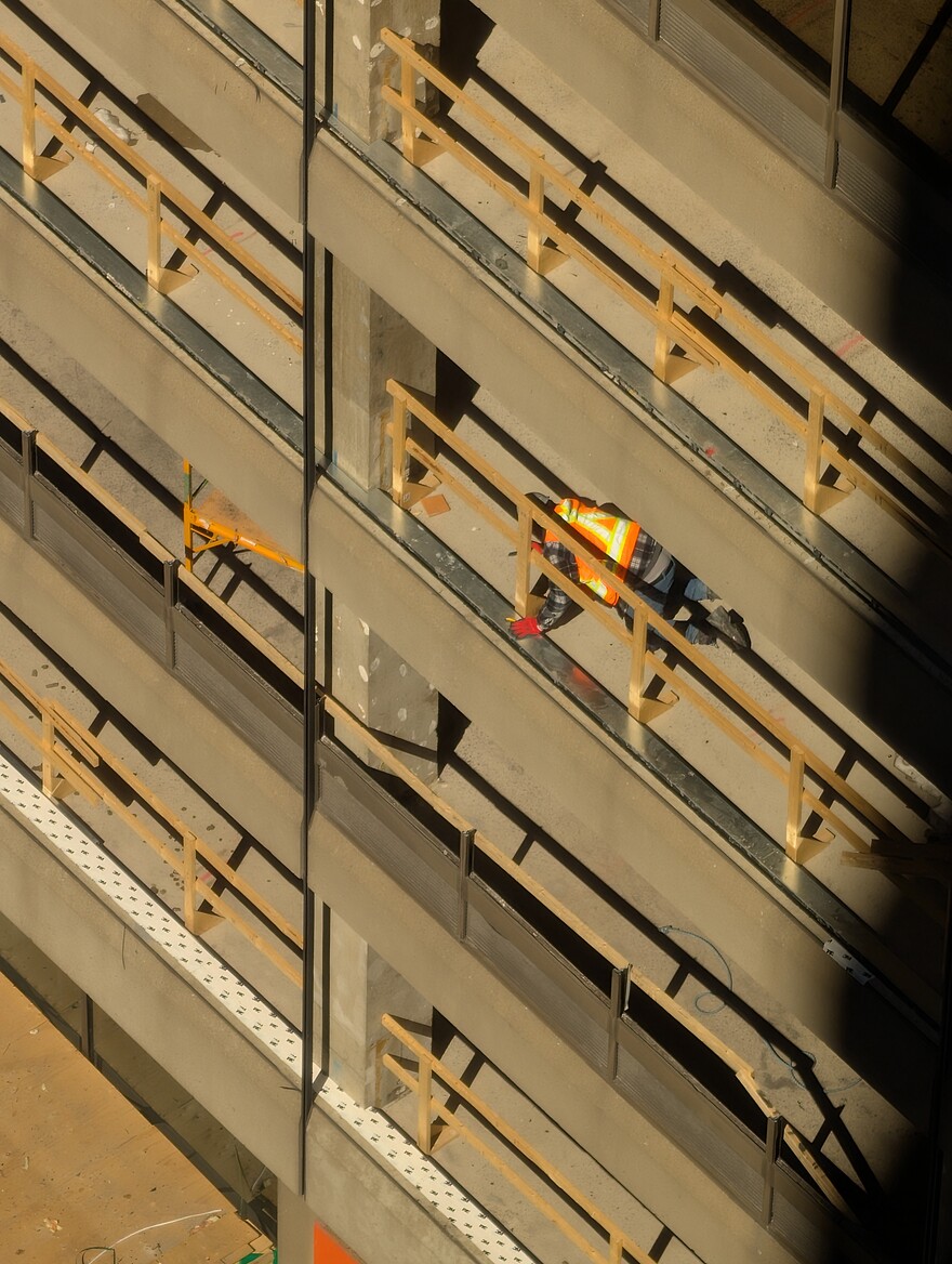 PXL_20260327_172507843