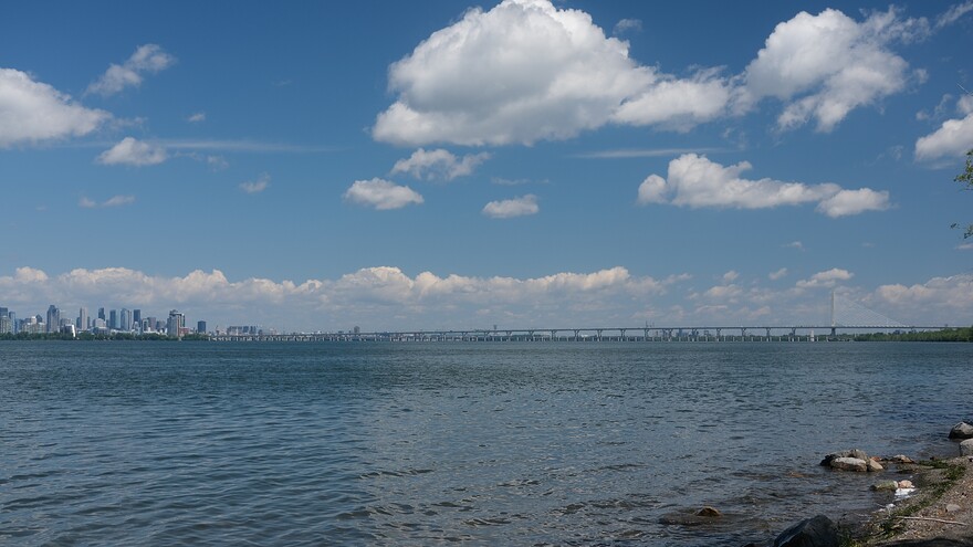 DSCF2105