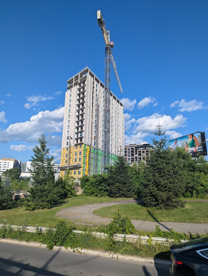 PXL_20260715_221911046