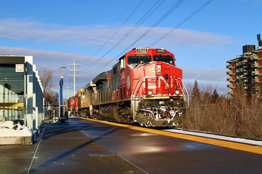 7DA41A5D-C444-43B3-B29F-59439A65F392_1_201_a