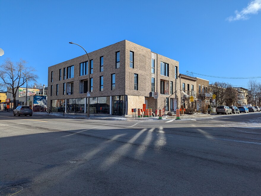 PXL_20251201_150133553