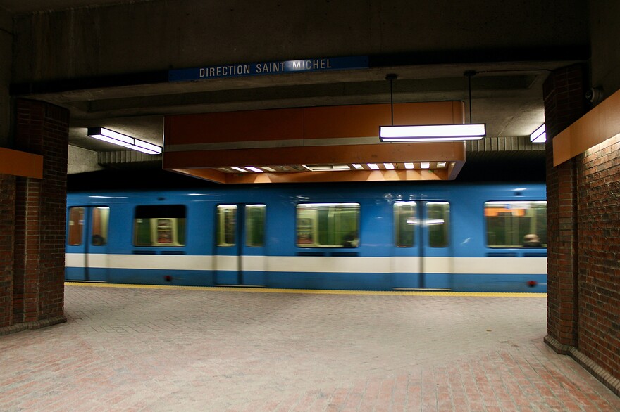 29FD0466-DF41-44B7-8052-B24414D92D47_1_102_a