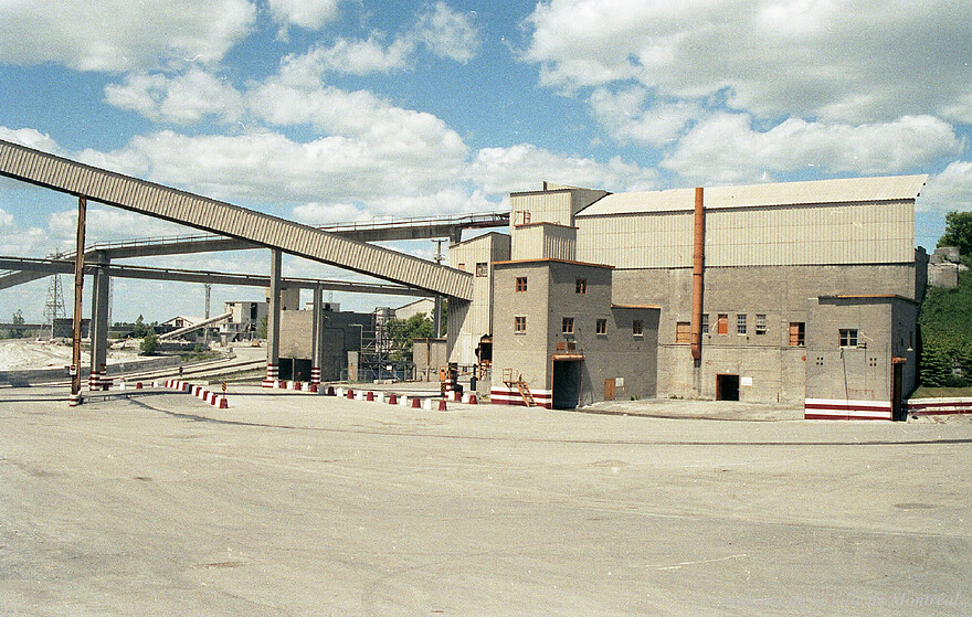 Carrière Miron. – Juin 1988. MTL110-01-1-D003-06-88-38. Archives de la Ville de Montréal.